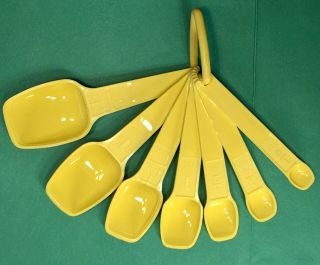 Vintage Yellow Tupperware Set Of 6 Measuring Spoons W/ Ring Near