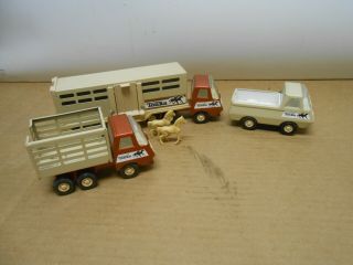 Vintage Tonka Diecast Metal Horse Farm Toy Hauler 2 Trucks 2 Horses Tin