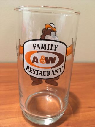 Vintage A&w Family Restaurant Bear Hugging Root Beer Glass Cup Aw