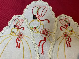 Pretty Red Crinoline Lady/floral Bouquets - Vintage Hand Embroidered Duchess Set