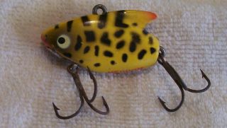 Vintage Heddon Sonic Lure 3/29/21a 1 - 3/8 " Yellow Coach