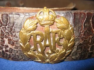 Vintage Ww2 Royal Air Force Raf Brass Cap Badge With A Leather Belt