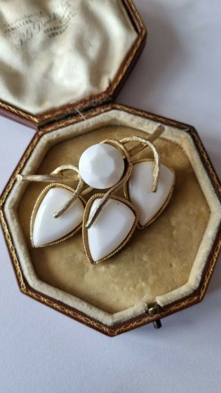 Vintage Gold Plated & White Glass Brooch Pin Signed Capri