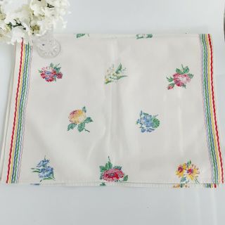 Vintage 1950’s Print Tablecloth Table Runner