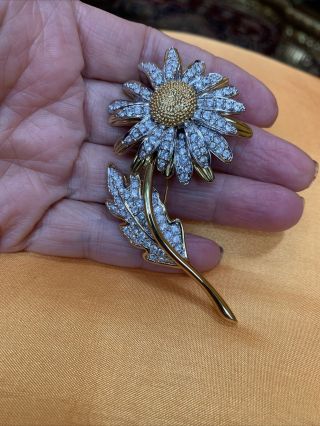 Large Vintage Nolan Miller Gold Tone Rhinestones Daisy Flower Pin Brooch