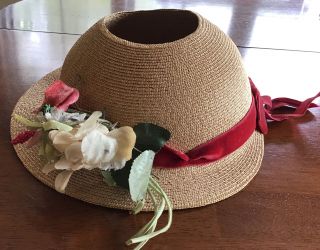 Vintage Gigi Perreau Girl’s Woven Straw Hat With Flowers Size 21.  5