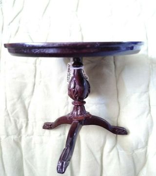 Sonia Messer Table 3 1/2 " Round Pedestal Carved Leg Vintage Furniture W/ Label