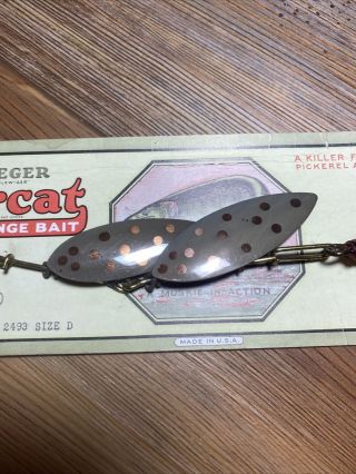 Vintage Fishing Lure Pflueger Bearcat Musky NOS On Card Old Bait 3