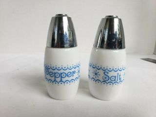 Vintage Gemco Pryrex Snowflake Blue Garland Salt & Pepper Shakers