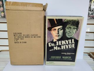 Dr Jekyll & Mr Hyde 12 " Action Figure Sideshow Collectibles W/shipper Box