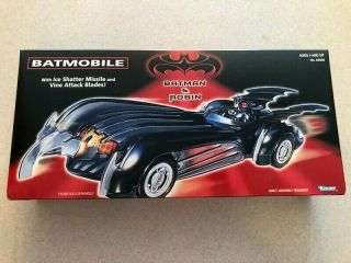 Rare Vintage Kenner 1997 Batman And Robin Batmobile - Never Opened Misb