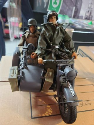 1:6 Scale 21st Century Toys Wwii German Motorcycle With Sidecar And Figures