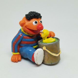 Vintage Ernie With Rubber Ducky Bucket Pvc Figure Sesame Street Applause Duckie