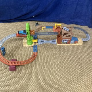 Thomas & Friends Trackmaster Scrapyard Escape Set Motorized Train Engine