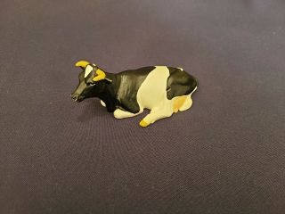Vintage 1984 Schleich Black & White Lying Holstein Marked Cow Laying Down 13211