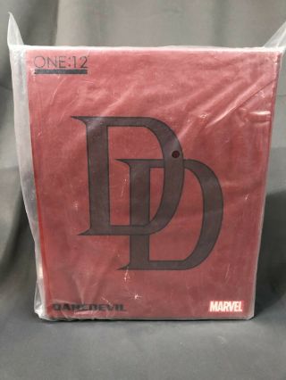 Usa Authentic Mezco One:12 Collective Marvel Daredevil Classic Comic Red Suit