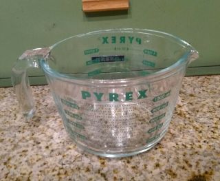 Pyrex Glass Green 4 Cup - 1 Quart - 1 Litre Measuring Cup Open Handle Us Vintage