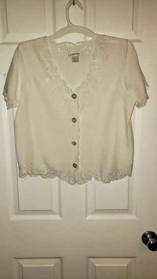 ORVIS Vintage Bright White V Neck Lace Trim Mother of Pearl Button Blouse Small 3