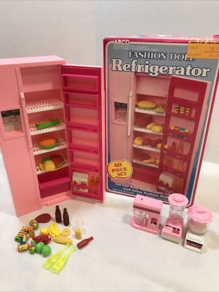 Arco Vintage Barbie Kitchen Furniture Refrigerator Fridge & Accessories