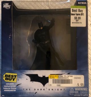 The Dark Knight Best Buy Exclusive Batman Statue Limited Edition