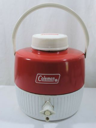Vintage 1970s Coleman 1 Gallon Metal Thermos Water Cooler Jug Complete Red White