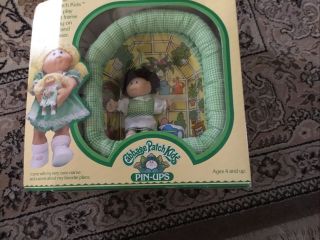 1983 Cabbage Patch Pin - Up Doll,  Ellen Mona And Her Greenhouse By Coleco 3934
