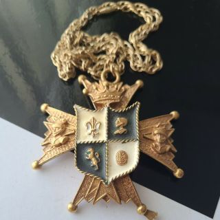 Vintage Signed Coro Heraldic Maltese Cross Pendant Chain Necklace 30 " L