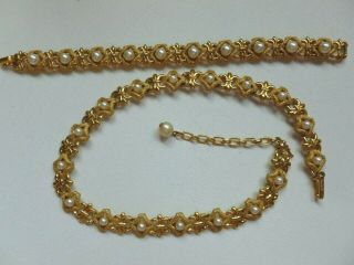 Vintage Crown Trifari Textured Gold Tone Fleur De Lis Necklace & Bracelet Set