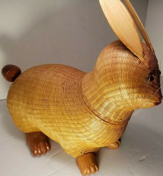 Vintage Kiangsi Hand Woven Lidded Basket Bamboo Rabbit Republic China 10 " ×13 "