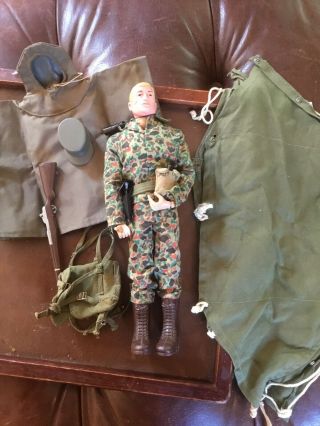 1964 HASBRO Vintage GI Joe Action Soldier with Accessories 3