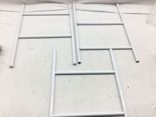 Blanket Ladder Towel Shelves Beach Towel Rack Scarves Display Holder (white)