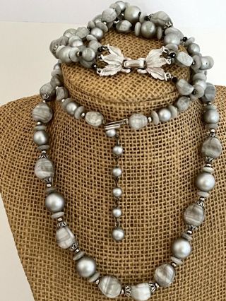 Trifari Vtg Silvertone Grey Faux Pearl Glass Bead Demi - Parure Necklace Bracelet