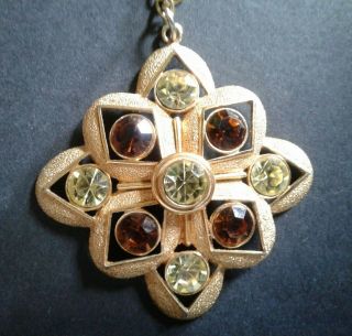 Vintage Sarah Coventry Gold Tone With Amber & Green Rhinestone Necklace
