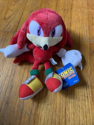 Knuckles Sanei Sonic Plush