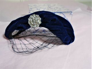 Gorgeous Velvet Hat By Richard For Vintage Madame Alexander Cissy,  Others