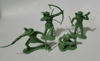 Vintage Marx Robin Hood Play Set Figures 4 Green