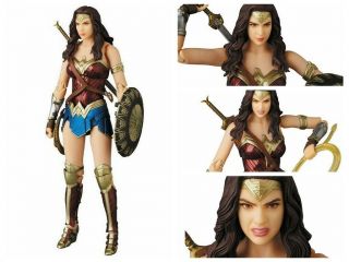 Mafex No.  048 Justice League Wonder Woman Pvc Action Figure No Box