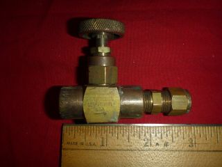 Vintage All Metal Brass 1/4 " Npt Valve Fitting Tubing Union Air Water Gas