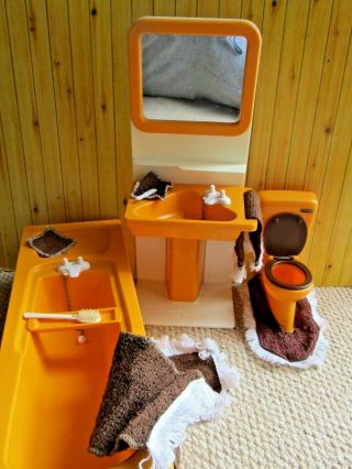 Vintage Sindy Doll 1970s Bathroom Set Bath,  Sink & Toilet With Accessories