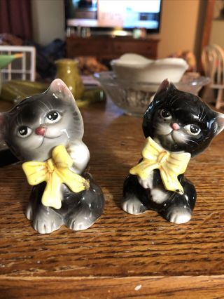 Vintage Miyao Py Cute Black Kitty Cats W/ Bowties Salt & Pepper Shakers Japan
