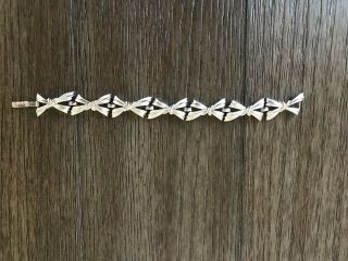Vintage Crown Trifari Silver Tone Brushed And Shiny Ribbon Bow Link Bracelet
