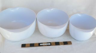 Set Of (3) Vtg Rosti Denmark Nesting White Bowls