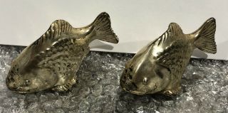 Pair Vintage Koi Or Gold Fish Salt And Pepper Shakers Silver Tone