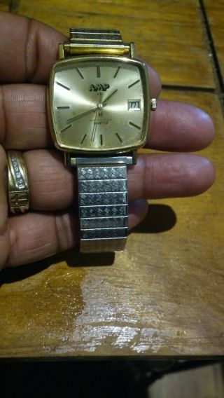 Vintage Hamilton Swiss Quartz Watch Needs Battery