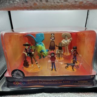 Disney Store Deluxe Coco Figurine Play Set