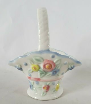 Mary Engelbreit Vintage Ceramic Vase 5.  5 " Button Egg Flowers Pastel Colors