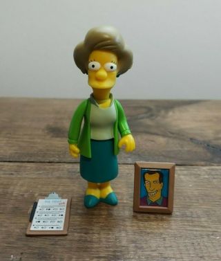 Playmates 2001 The Simpsons Wos World Of Springfield Ms Krabappel Figure