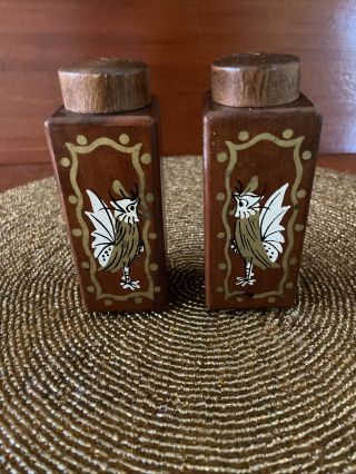 Vintage Wood Rooster Salt And Pepper Shaker Set White And Gold