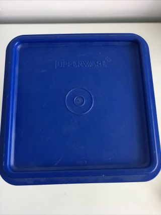 Tupperware Vintage Saltine Cracker Keeper Storage Container with Blue Lid 3