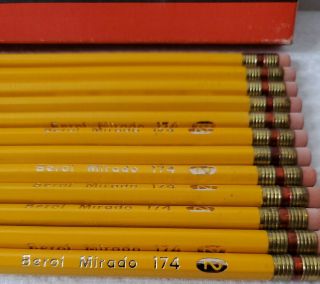 Vintage Berol Mirado No 174 No.  2 Twelve Unsharpened Eagle Writing Pencils 2